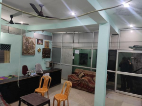 Shri Radhe Krishna Guest House